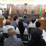 Suasana sidang gugatan di PN Malang oleh warga Madyopuro terhadap pemerintah, soal pembebasan lahan tol Malang-Pandaan. 