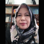 Supiana Dian Nurtjahyani, Rektor Unirow Tuban.