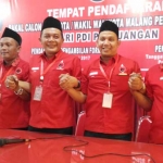 Jumpa pers pendaftaran calon Wali Kota dan Wawali Kota Malang periode 2018 -2023 di kantor DPC Jl. Panji Suroso Malang, Jumat (02/06). foto: IWAN IRAWAN/ BANGSAONLINE