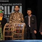 Wakil Walikota Pasuruan saat membuka festival budaya Muncilan.