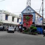 Salah satu bangunan tua di komplek suling yang sedang diteliti oleh tim ahli cagar budaya. foto: SYUHUD/ BANGSAONLINE