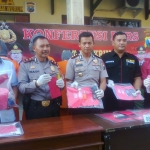 Kapolres saat melakukan rilis di Mapolres Mojokerto Kota.