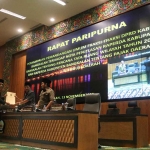 Rapat paripurna yang berlangsung di DPRD Bangkalan.