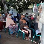 Cabup Ikfina saat menyampaikan programnya di hadapan warga Kecamatan Gondang.