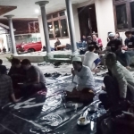 Suasana nobar di Ponpes Alfalah Shiddiqiyyah pada babak kedua. Penonton banyak yang pulang karena Prancis tertinggal 0-2 dari Argentina.