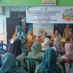 Peserta sosialisasi TBC di Desa Sekarkurung, Kecamatan Kebomas, Gresik. Foto: Ist