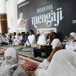 Anggota FPKB bersama ribuan jemaah di Masjid Sunan Ampel saat Gerakan Nusantara Mengaji.