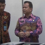 Dirjen Imigrasi saat memberikan pengarahan kepada staf imigrasi Ponorogo.