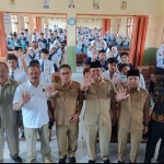 Acara penyuluhan dari Satreskoba Polres Ngawi di SMP Negeri 1 Ngrambe, Senin (13/2/2023).