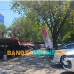 Mobil tampak mewah yang digunakan Pejabat Pemkab Pasuruan . Foto: Supardi/BANGSAONLINE