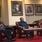 Talkshow yang digelar SMSI Surabaya dalam rangka memperingati HUT yang pertama.