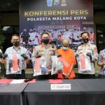 Kapolresta Malang Kota Kombespol Budi Hermanto, SIK, MSi saat konferensi pers, Kamis (20/1) di Mapolresta Malang Kota.