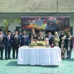 Pj Bupati Jombang saat menghadiri peringatan HUT ke-79 TNI.