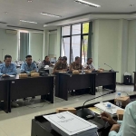 Komisi I DPRD Tuban saat hearing dengan Manajemen RSUD dr. R. Koesma dan kontraktor membahas proyek pembangunan gedung IPIT.