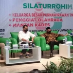 Yusuf didampingi ketua Demokrat Banyuwangi di Forum Gesah.