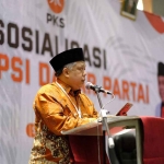 Ketua DPW PKS Jawa Timur, Irwan Setiawan, saat memberi sambutan. Foto: Ist