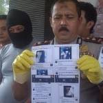 Wakapolres Husein saat gelar kasus di depan wartawan. (gunadhi/BANGSAONLINE)