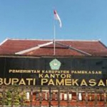 Kantor Bupati Pamekasan. (foto: ist)