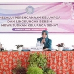 Ketua TP PKK Kabupaten Jember Dra. Hj. Kasih Fajarini saat memberikan sambutan.