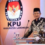 Cabup Yuhronur Efendi saat tampil di debat publik kedua.