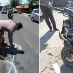 Petugas melakukan olah TKP di lokasi kejadian.