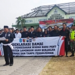 Pembacaan deklarasi damai antar perguruan silat.