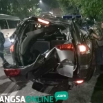 Kondisi mobil Pajero Sport yang ringsek usai mengalami kecelakaan. foto: BANGSAONLINE