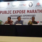 Direktur Produksi dan Strategi Bisnis Semen Inonesia Johan Samudra memaparkan kinerja perusahan pada acara Public Expose Marathon yang digelar di Semarang, Selasa (22/8).