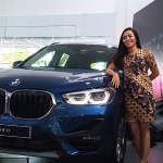 Tampilan BMW X1 sDrive18i yang dikenalkan hari ini di Surabaya. (foto: ist)