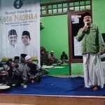 Gus Ipul saat menghadiri pertemuan dengan alumni Ponpes Sidogiri.