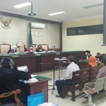 Suasana sidang lanjutan kasus dugaan korupsi proyek Pasar Manggisan. (foto: ist).