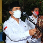 Wakil Wali Kota Pasuruan, Adi Wibowo, saat memimpin apel gelar pasukan dalam peringatan hari jadi ke-76 PMI.