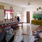 Siswa SMA Negeri 1 Kenduruan saat mengikuti pelatihan jurnalistik oleh RPS Tuban.