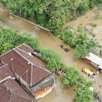 Banjir di Pasuruan. foto: Detik.com