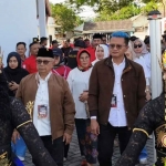 Rijanto bersama Beky Hendriansyah atau yang terkenal dengan nama Kaji Beky, saat mendaftarkan diri sebagai calon bupati dan wakil bupati ke KPU Kabupaten Blitar.