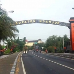 Tugu selamat datang di Nganjuk.