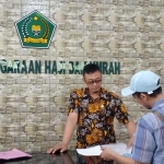 Suasana pelayanan penyelenggaraan haji dan umroh di kantor Kemenag Kabupaten Blitar.