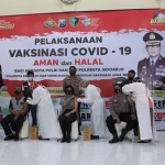 Pelaksanaan vaksinasi Covid-19 untuk jajaran personel dan ASN Polresta Sidoarjo di Gedung Serbaguna Polresta Sidoarjo, Sabtu (27/02/2021).