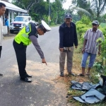 Polisi saat melakukan olah TKP. foto: Radar Jember.