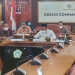 Bupati Gus Yani didampingi Sekda Achmad Washil Miftahul Rachman, Asisten Sekda, dan para kepala OPD saat membacakan nota keuangan RAPBD 2022. foto: ist.