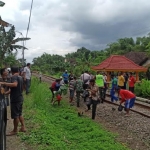 
Korban kemudian dievakuasi ke RSUD Ngudi Waluyo Wlingi.