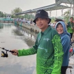 Kepala Bidang Pelembagaan dan Pemasaran Disbudpar Pemprov Jatim, Ali Afandi, saat membuka Gelar Wisata Mancing Jawa Timur. Foto: Ist.