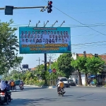 Banner dukungan di Jalan Panglima Sudirman, Kota Probolinggo.