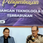 Heri Sutanto, Kasubag Tata Usaha Direktorat Kursus dan Pelatihan Kemdikbud Ristek dan Dr. Wartanto, Direktur Kursus dan Pelatihan Kemendikbud-Ristek.