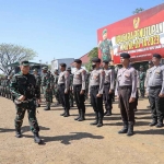 Kasdam V/ Brawijaya, Brigjen TNI Niko Fahrizal, saat melakukan inspeksi pasukan. Foto: Ist