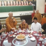 Wagub Jatim, Saifullah Yusuf menghadiri perayaan imlek 2563 di Vihara Mahavira Graha, Surabaya. Foto: DIDI ROSADI/BANGSAONLINE