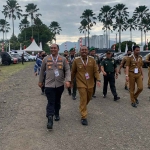 Kapolres Ngawi AKBP Dwiasi Wiyatputera, Denim Ngawi Letkol Inf. Adi Wirawan dan Bupati Ngawi Ony Anwar Harsono, saat menghadiri Rapat Koordinasi Nasional (Rakornas) Kepala Daerah dan Forum Komunikasi Pimpinan Daerah (Forkopimda) se-Indonesia Tahun 2023,  di Sentul International Convention Center (SICC), Kabupaten Bogor, Jawa Barat.