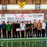 Saat penandatanganan Pemilu damai 2019 di Kabupaten Pamekasan.