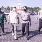 Wali Kota Pasuruan Gus Ipul (dua dari kiri), bersama dandim dan kapolres saat apel kesiapan larangan mudik Hari Raya Idul Fitri 1442H Tahun.