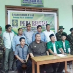 LPBH NU dan GP Ansor Situbondo saat menggelar konferensi pers terkait dengan kasus penghinaan terhadap tokoh NU dan lembaga NU yang dilakukan oleh oknum pejabat eselon II Pemkab Situbondo.